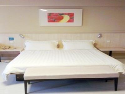Jinjiang Inn Wuhan Wuchang Railway Station Экстерьер фото